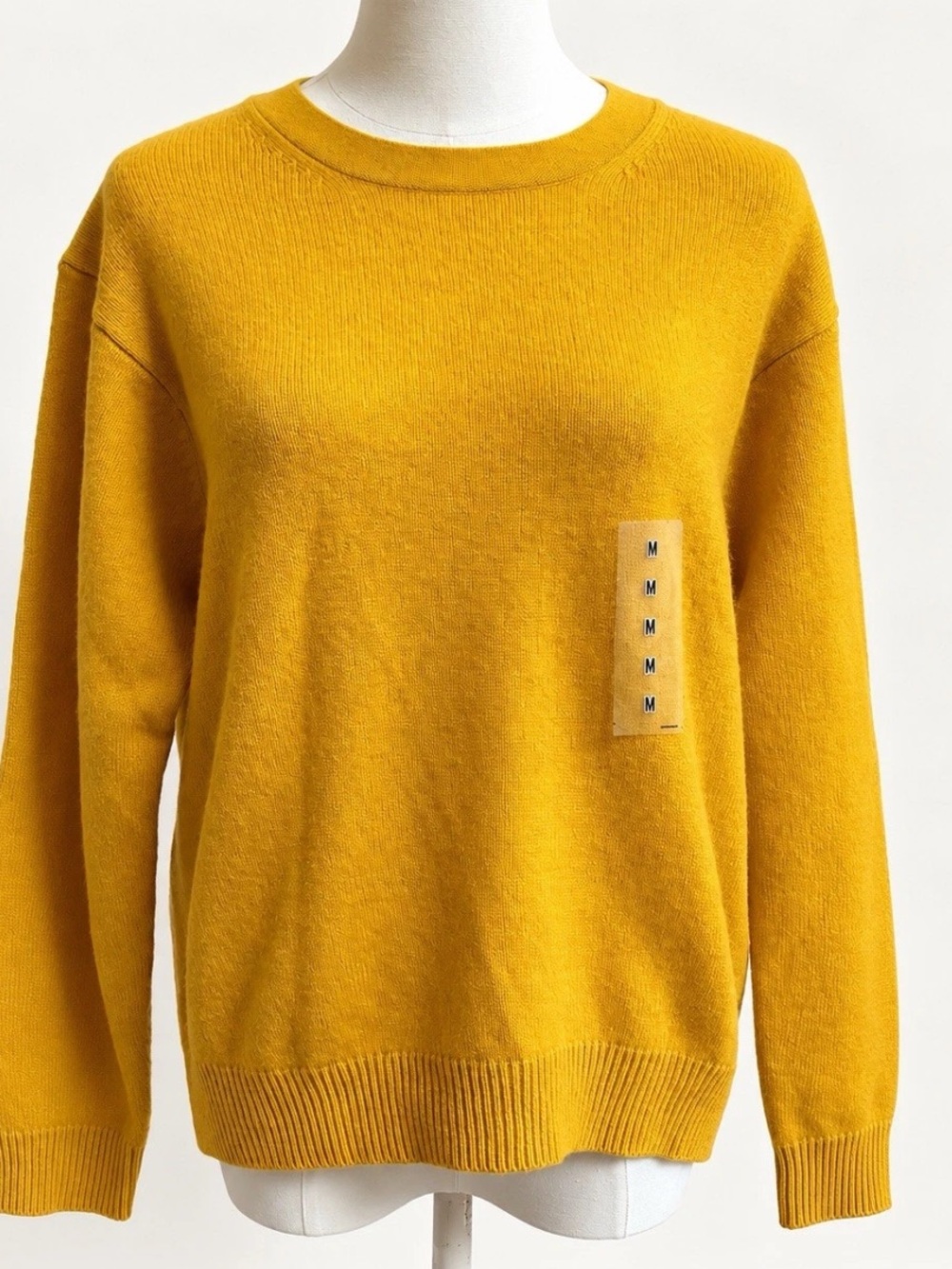 Uniqlo 100% Pure New Wool Sweater Women’s M Mustard Yellow